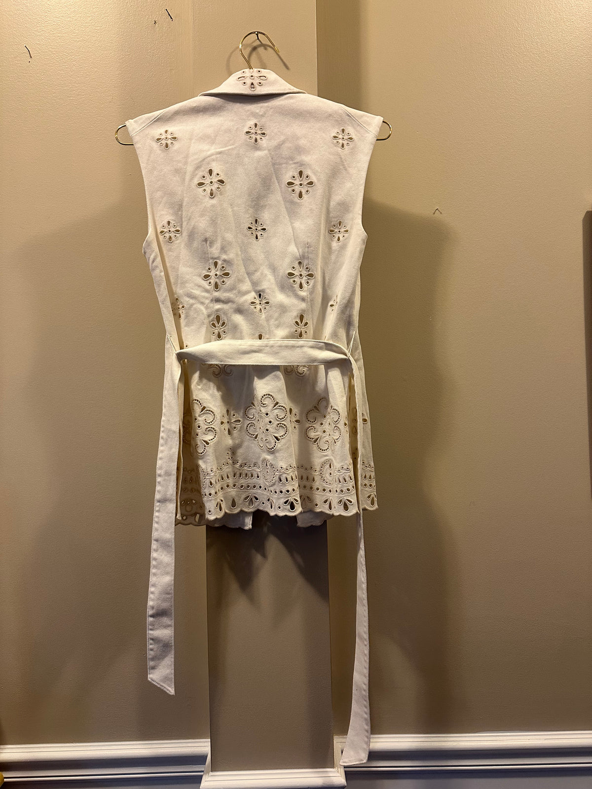 Veronica beard vest